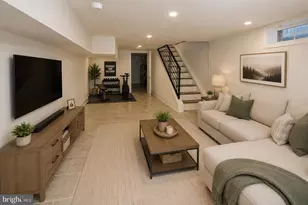 2018 S Garnet St, Philadelphia, PA 19145 - Photo 17
