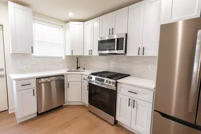 2018 S Garnet Street, Philadelphia, PA 19145 - Photo 7