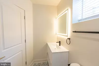 2018 S Garnet Street, Philadelphia, PA 19145 - Photo 11