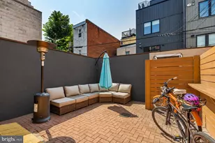 1428 Pemberton St, Philadelphia, PA 19146 - Photo 7