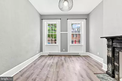520 Spruce Street #RESIDENCE 1, Philadelphia, PA 19106 - Photo 3