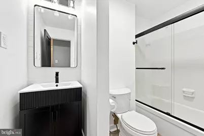 520 Spruce Street #RESIDENCE 1, Philadelphia, PA 19106 - Photo 19