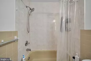8919 Alton St, Philadelphia, PA 19115 - Photo 27