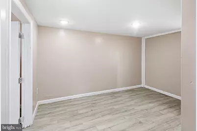8008 Algon Avenue, Philadelphia, PA 19152 - Photo 9