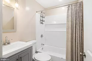 8008 Algon Ave, Philadelphia, PA 19152 - Photo 13