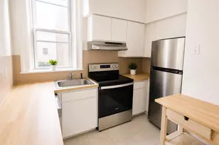 2826 Poplar St, Philadelphia, PA 19130 - Photo 3
