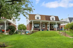 3414 Holyoke Rd, Philadelphia, PA 19114 - Photo 3