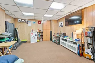 3414 Holyoke Rd, Philadelphia, PA 19114 - Photo 15
