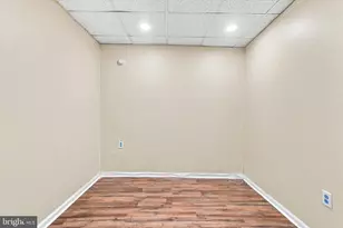 2548 N 27th St, Philadelphia, PA 19132 - Photo 9