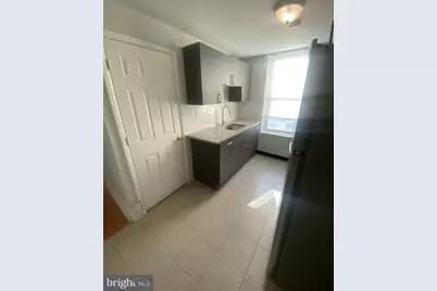 1142 S 11th Street #3RD FL, Philadelphia, PA 19147 - Photo 5