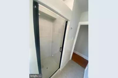 1142 S 11th Street #3RD FL, Philadelphia, PA 19147 - Photo 11