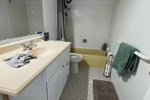 7904 Mars Pl, Philadelphia, PA 19153 - Photo 15