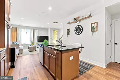 3001 Cityview Walk #194, Philadelphia, PA 19125 - Photo 7