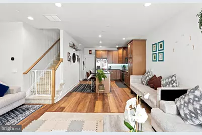 3001 Cityview Walk #194, Philadelphia, PA 19125 - Photo 3