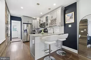2023 Moore St, Philadelphia, PA 19145 - Photo 11