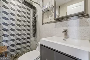 2023 Moore St, Philadelphia, PA 19145 - Photo 29