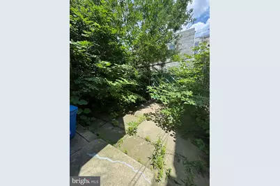 2221 Tasker Street, Philadelphia, PA 19145 - Photo 21