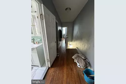 2221 Tasker Street, Philadelphia, PA 19145 - Photo 9
