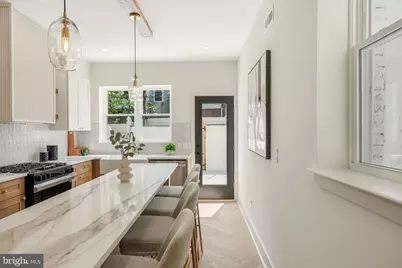 2431 9th Street S, Philadelphia, PA 19148 - Photo 15