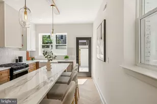 2431 9th Street S, Philadelphia, PA 19148 - Photo 15