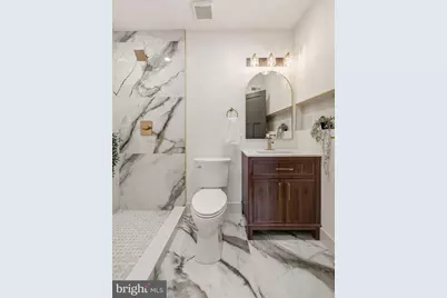 2431 9th Street S, Philadelphia, PA 19148 - Photo 41