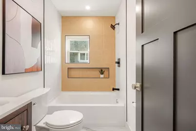 2431 9th Street S, Philadelphia, PA 19148 - Photo 33