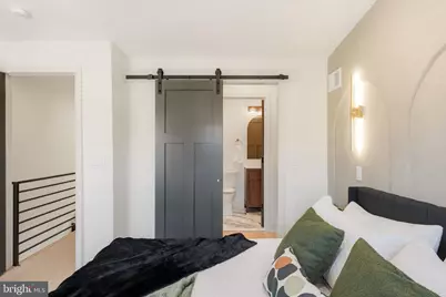 2431 9th Street S, Philadelphia, PA 19148 - Photo 39