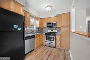 9878 Garvey Dr, Philadelphia, PA 19114 - Photo 23
