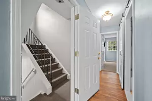 9878 Garvey Dr, Philadelphia, PA 19114 - Photo 9