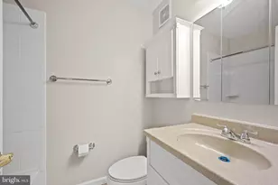 9878 Garvey Dr, Philadelphia, PA 19114 - Photo 27