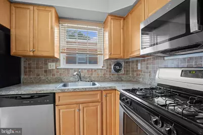 9878 Garvey Drive, Philadelphia, PA 19114 - Photo 25