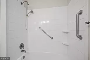 9878 Garvey Dr, Philadelphia, PA 19114 - Photo 11