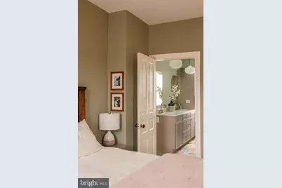 2521 Brown Street, Philadelphia, PA 19130 - Photo 57