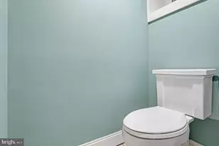 6935 Sherman St, Philadelphia, PA 19119 - Photo 31