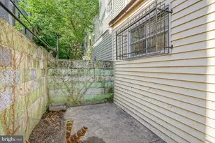 1249 S 24th St, Philadelphia, PA 19146 - Photo 15