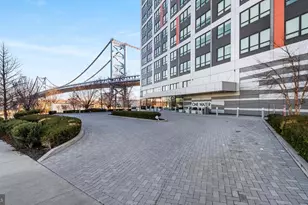 235 N Columbus Blvd, Philadelphia, PA 19106 - Photo 31