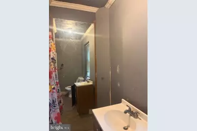 2723 W Seltzer Street, Philadelphia, PA 19132 - Photo 9