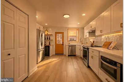 302 Cantrell Street, Philadelphia, PA 19148 - Photo 15