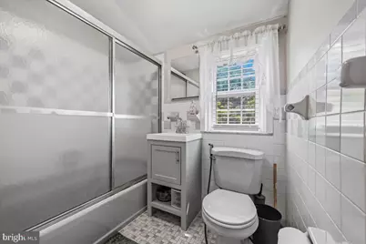 914 Longshore Avenue, Philadelphia, PA 19111 - Photo 27