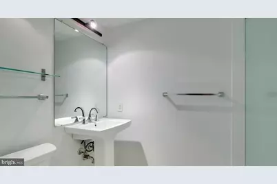 444 N 4th Street #409, Philadelphia, PA 19123 - Photo 17