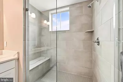1428 S Leithgow Terrace, Philadelphia, PA 19147 - Photo 15