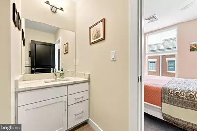 1428 S Leithgow Terrace, Philadelphia, PA 19147 - Photo 25