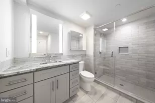 33 Letitia St, Philadelphia, PA 19106 - Photo 9