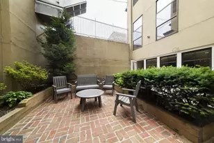 33 Letitia St, Philadelphia, PA 19106 - Photo 17