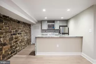 33 Letitia St, Philadelphia, PA 19106 - Photo 3