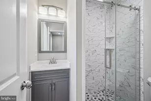 518 Greenwich St, Philadelphia, PA 19147 - Photo 17