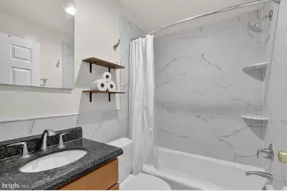 2645 Bainbridge Street, Philadelphia, PA 19146 - Photo 15