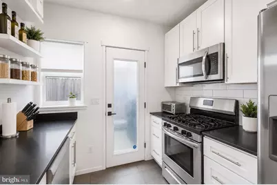 1249 N Hollywood Street, Philadelphia, PA 19121 - Photo 9