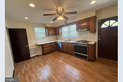 410 Paoli Avenue, Philadelphia, PA 19128 - Photo 9