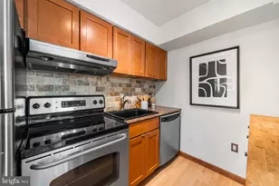 1420 Locust St, Philadelphia, PA 19102 - Photo 17